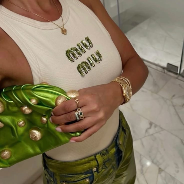 MIUE GREEN LETTERS TANKTOP