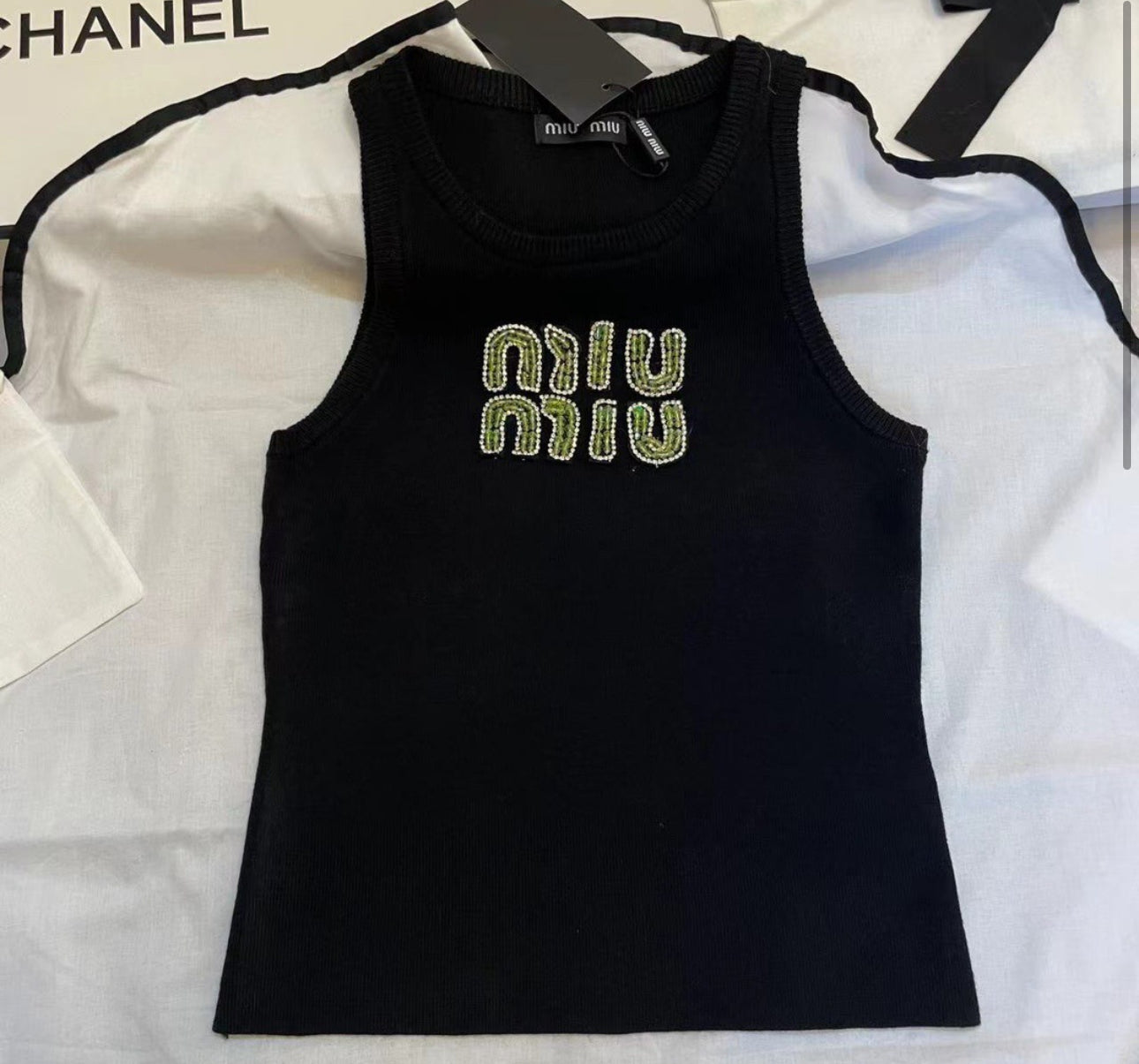 MIUE GREEN LETTERS TANKTOP
