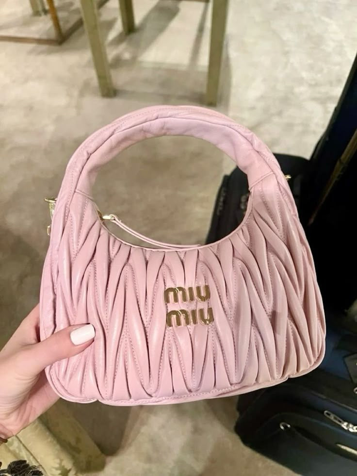 MIUE TAS LICHTROZE