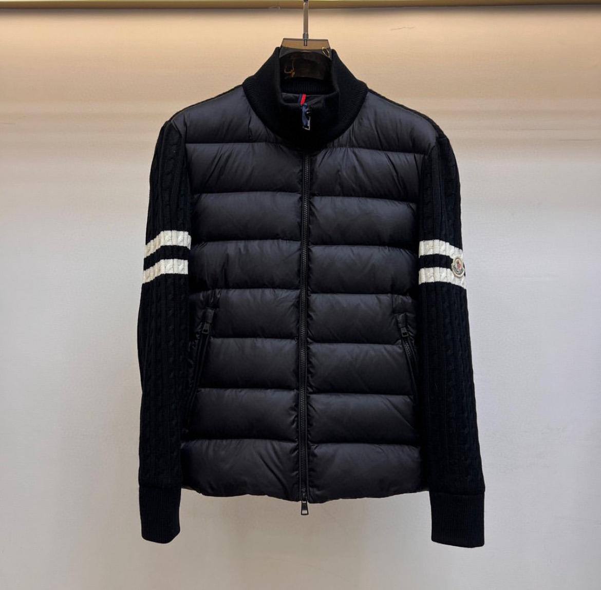 Moncler Vest Zwart