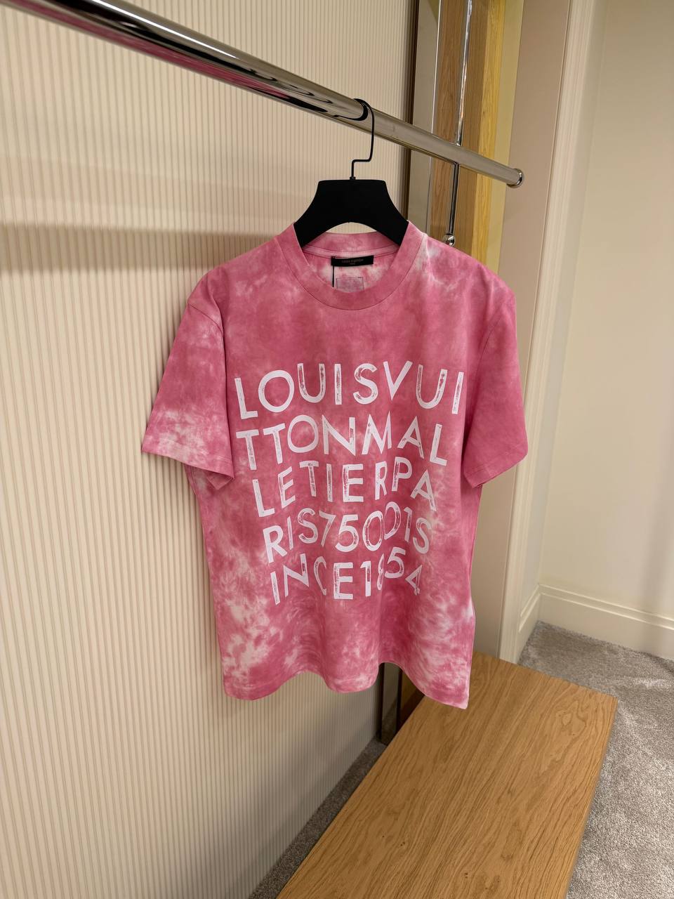 T-Shirt Tie-Dye Grafik Oversize – Fuchsia Rosa