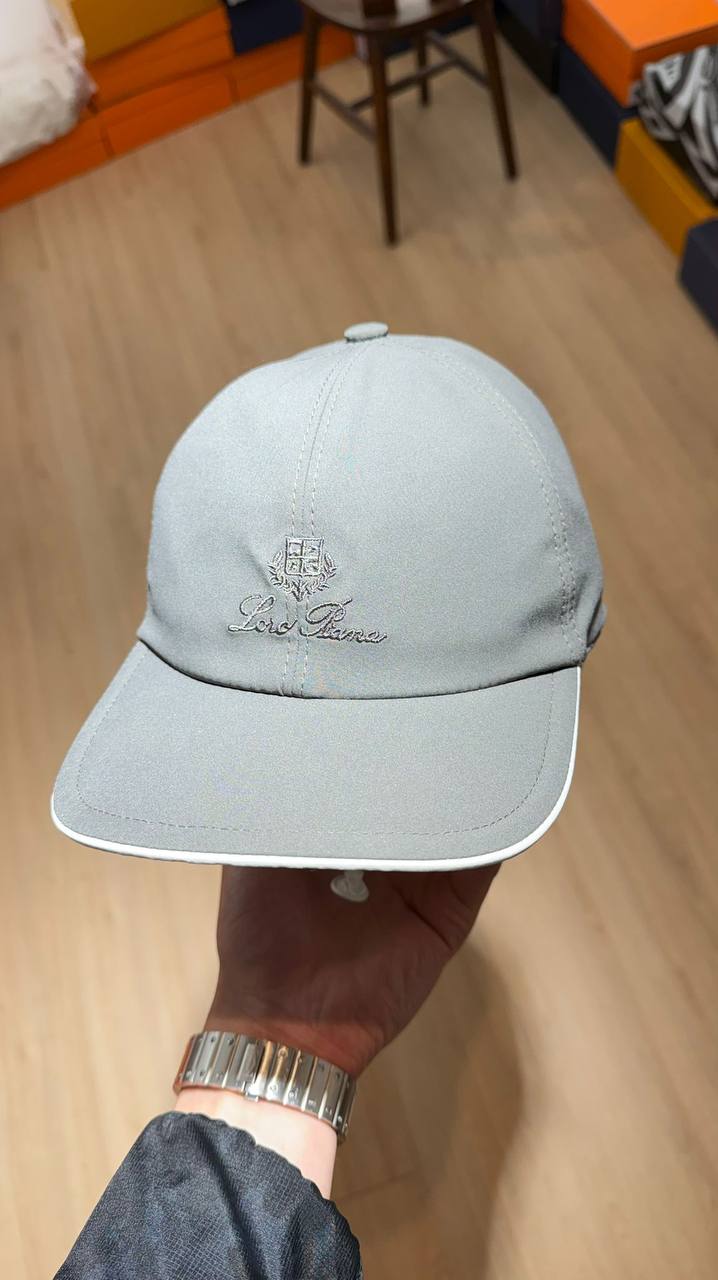 Loro Piana Cap Lichtgrijs