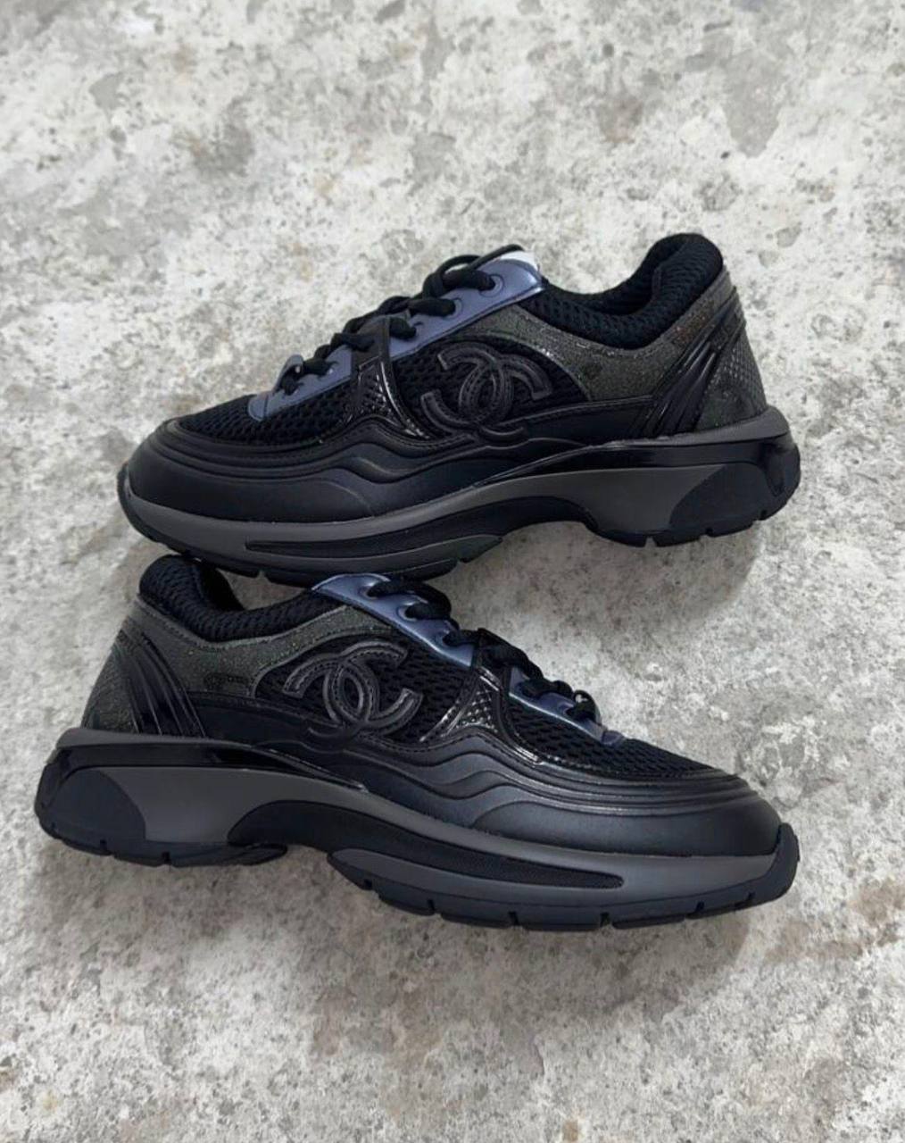 Chanel CC Runner Noir Full