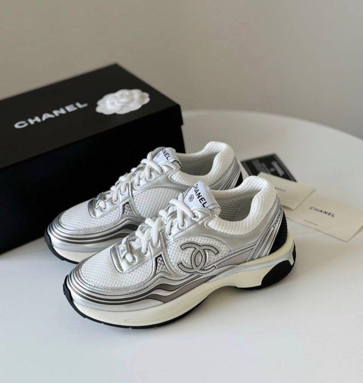 Chanel CC Runners Blanc/Argent
