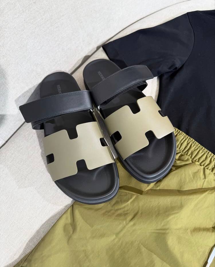 Hermès Chypre Sandal - Kaki/Olive