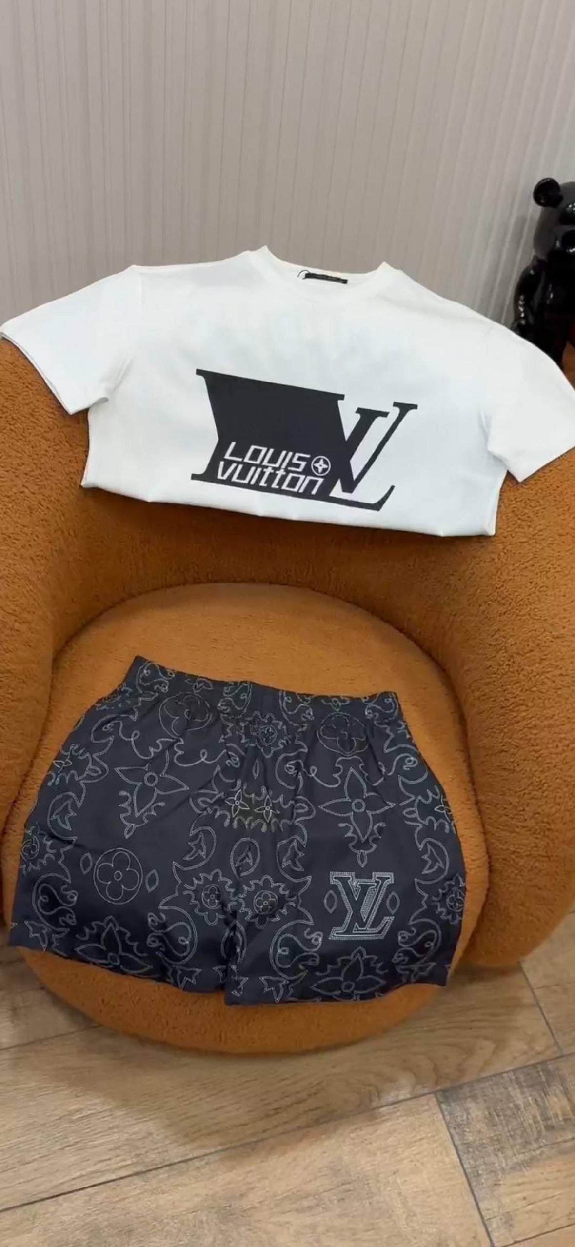 LV Summer Set Black & White